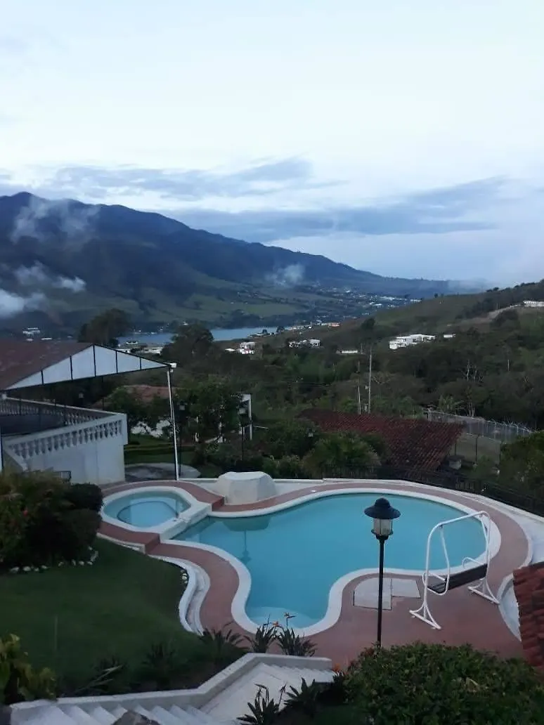Parcelacion El Lago Cali Colombia