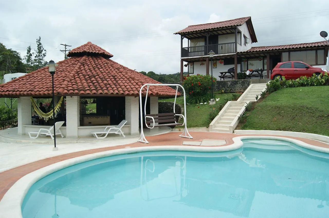 Holiday home Parcelacion El Lago Cali